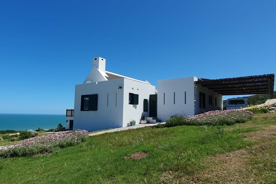 4 Bedroom Property for Sale in Fynbosstrand Western Cape